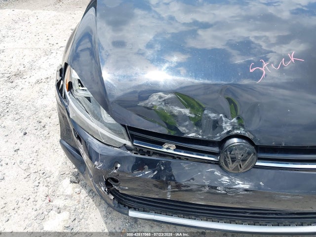 WVWUF7AU1GW112002 Volkswagen 2.0t