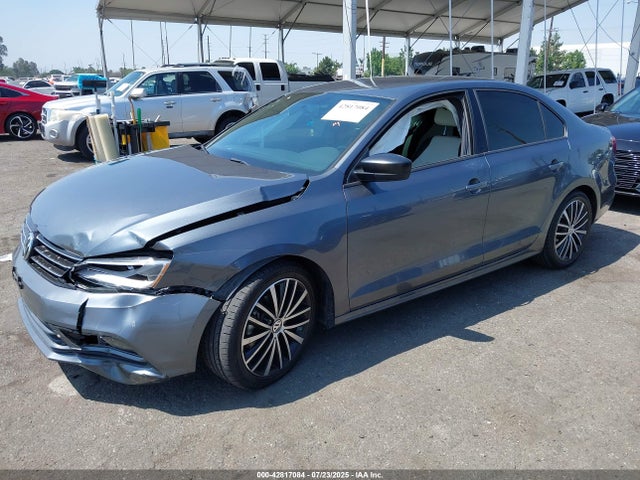 3VWD17AJ7FM344734 Volkswagen 1.8t