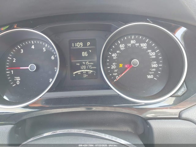 3VWD17AJ7FM344734 Volkswagen 1.8t
