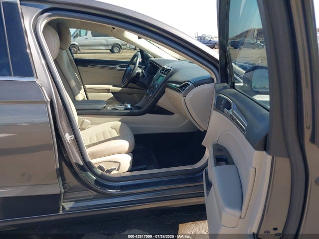 Ford 2017 2017 3FA6P0HD6HR132596 Image 5