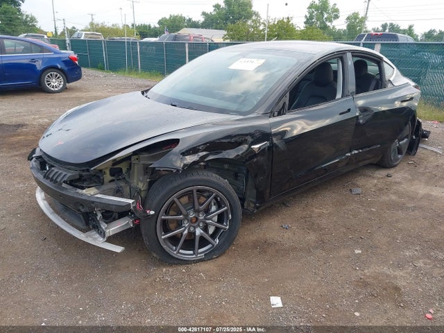 2018 TESLA MODEL 3 5YJ3E1EB8JF093948 Photo 1