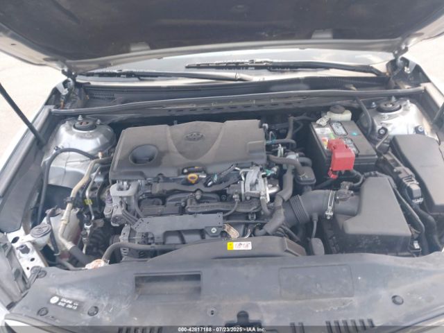 2018 TOYOTA CAMRY 4T1B11HK2JU099833 Photo 9