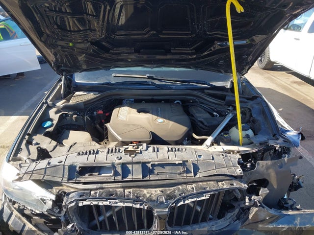 5UXTR9C53JLC76091 BMW X3