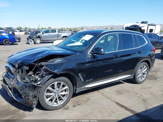 5UXTR9C53JLC76091 BMW X3