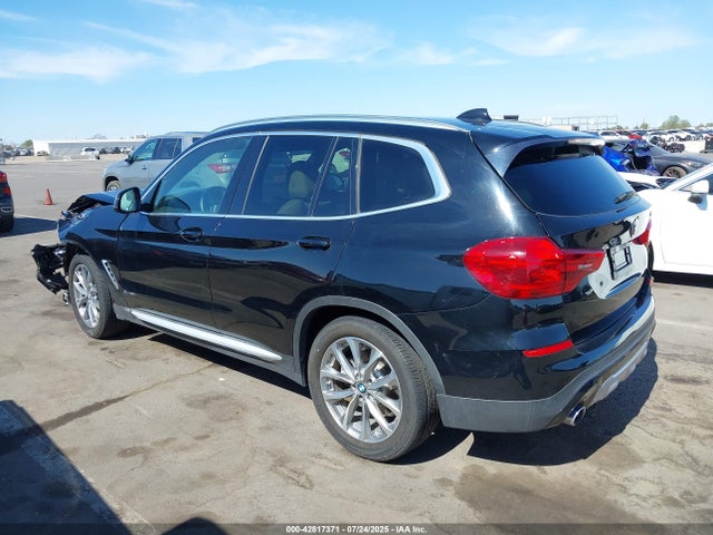5UXTR9C53JLC76091 BMW X3