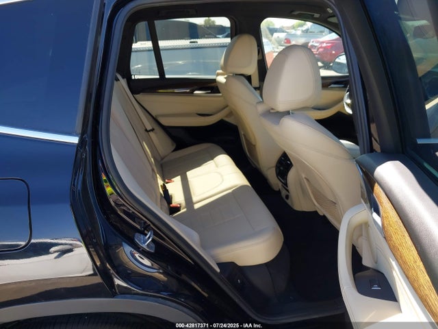 5UXTR9C53JLC76091 BMW X3
