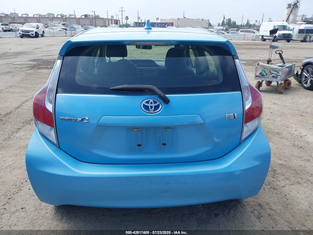 JTDKDTB32F1114882 Toyota 1nz-fxe+1lm
