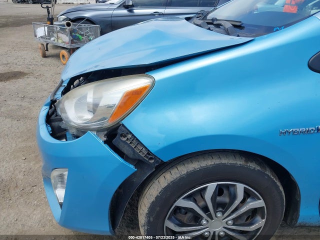 JTDKDTB32F1114882 Toyota 1nz-fxe+1lm