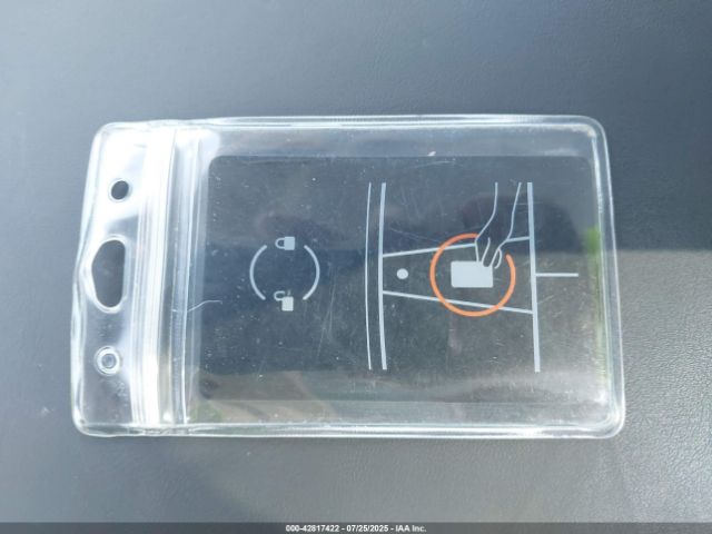 2024 TESLA MODEL Y 7SAYGDEE0RA223387 Photo 10