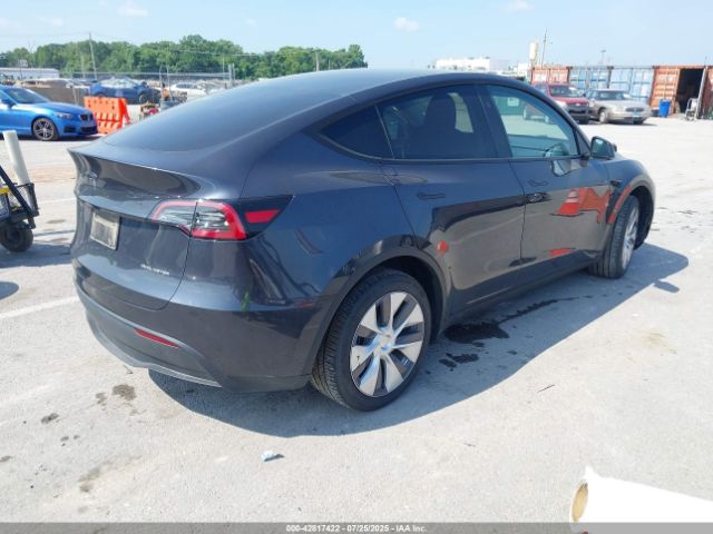 2024 TESLA MODEL Y 7SAYGDEE0RA223387 Photo 3