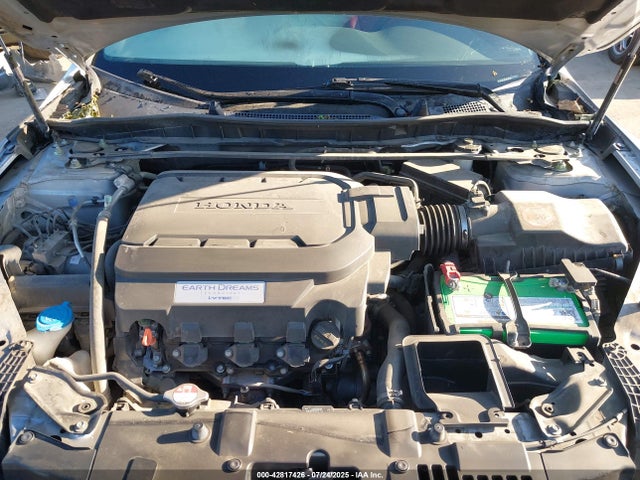 Honda j35y1 2016 1HGCT2B00GA005539 Image 10