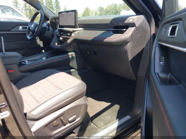 2025 FORD EXPLORER 1FMUK8KHXSGB32329 Photo 4