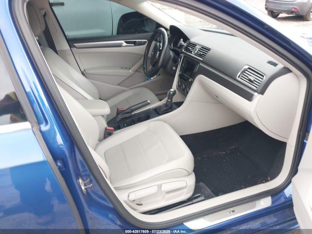 1VWDT7A36HC044926 Volkswagen tsi
