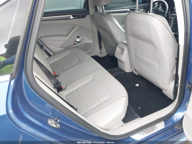 1VWDT7A36HC044926 Volkswagen tsi