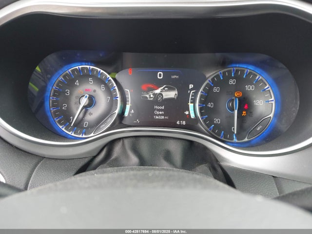 2C4RC1EG9JR333900 Chrysler 2018