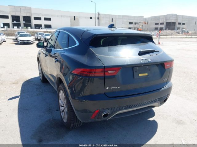 2018 JAGUAR E-PACE SADFP2FX2J1Z05460 Photo 2