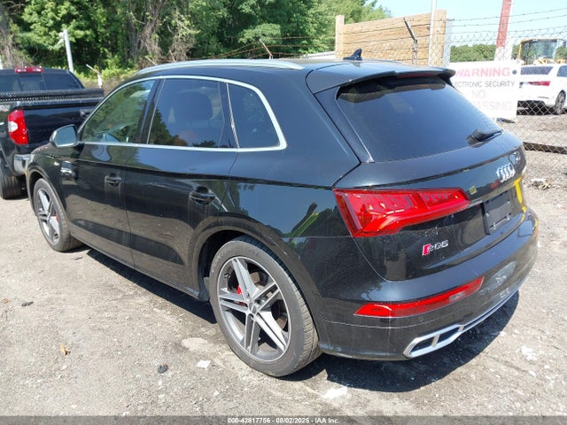 2018 AUDI SQ5 WA1A4AFY4J2084190 Photo 2