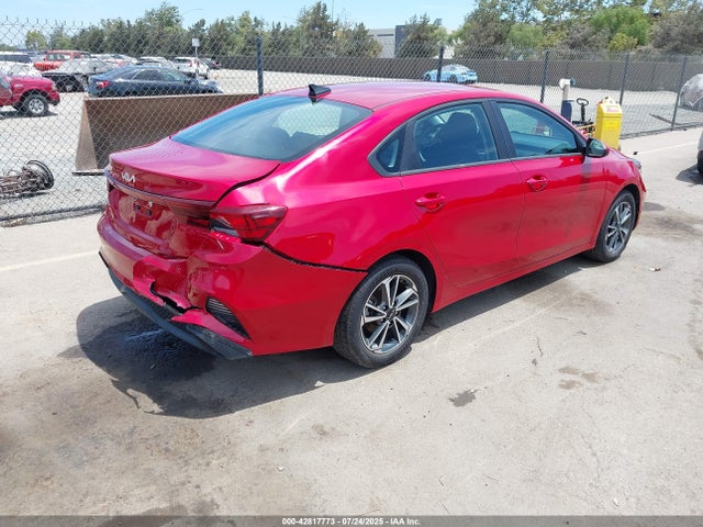 2023 Kia Forte Lxs მანქანა იყიდება აუქციონზე, vin: 3KPF24AD1PE553495, აუქციონის ნომერი: 42817773