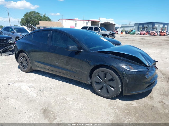 2025 TESLA MODEL 3 5YJ3E1EA6SF985379 Photo 0