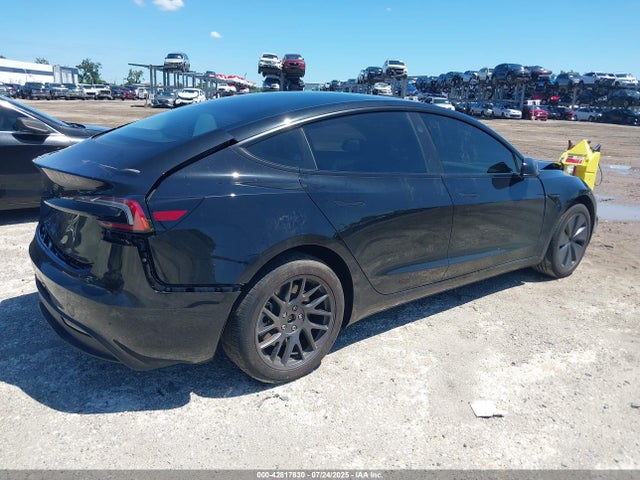 2025 TESLA MODEL 3 5YJ3E1EA6SF985379 Photo 3