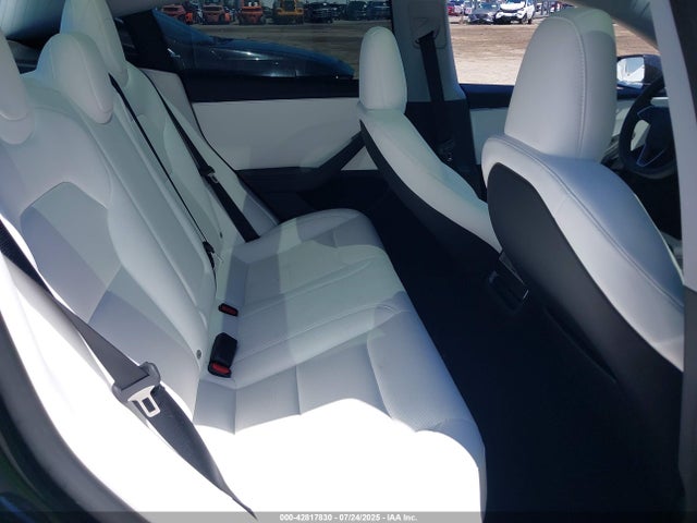 2025 TESLA MODEL 3 5YJ3E1EA6SF985379 Photo 7