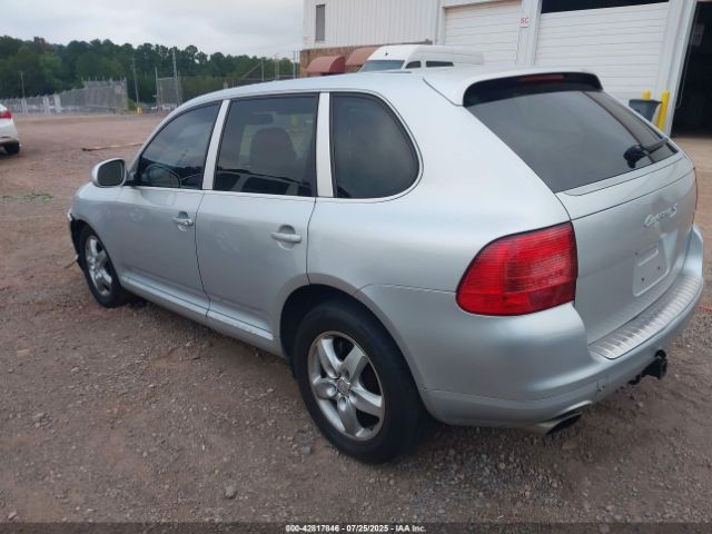 2005 PORSCHE CAYENNE WP1AB29P45LA60510 Photo 2
