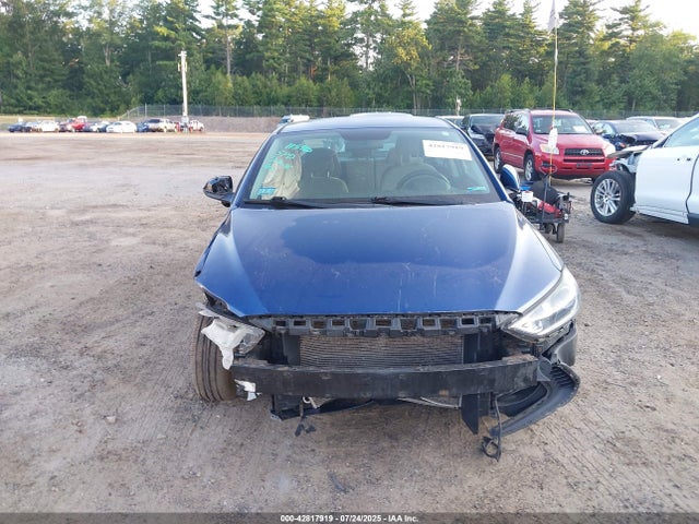 Hyundai Elantra 2017 5NPD84LF6HH189754 Image 12