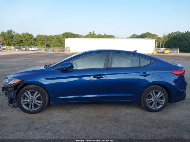 Hyundai Elantra 2017 5NPD84LF6HH189754 Image 14
