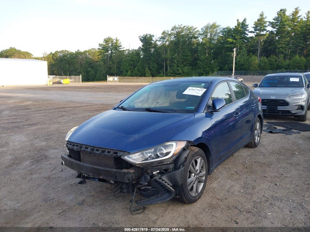 Hyundai Elantra 2017 5NPD84LF6HH189754 Image 2
