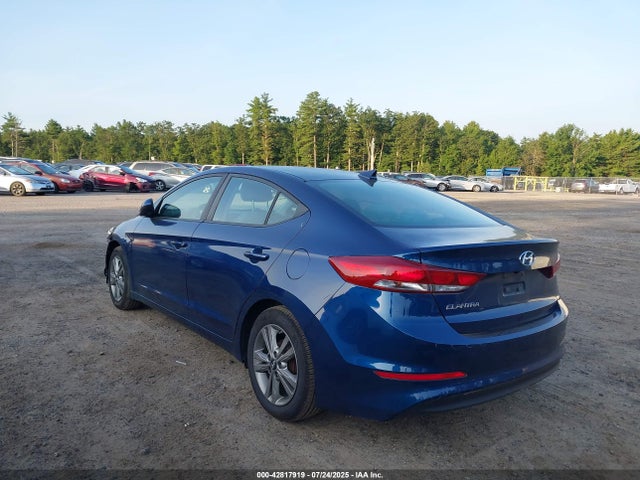 Hyundai Elantra 2017 5NPD84LF6HH189754 Image 3