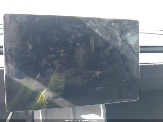 2026 TESLA MODEL Y 7SAYGDEEXTA386653 Photo 6