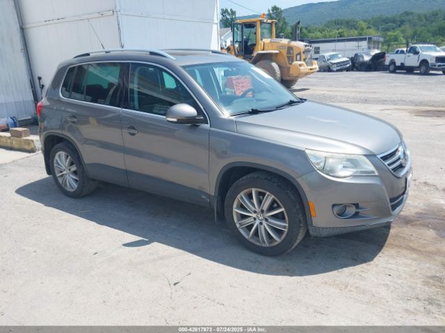 2011 VOLKSWAGEN TIGUAN WVGBV7AX4BW512905