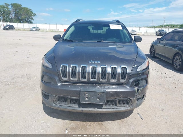 Jeep Cherokee 2016 1C4PJMCS0GW198019 Image 28