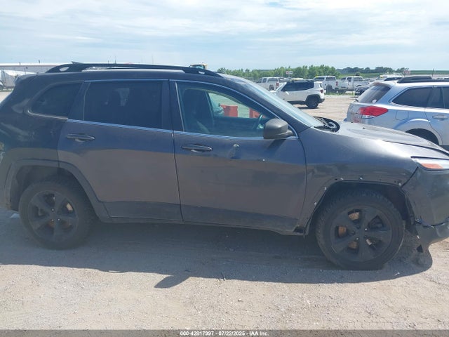 Jeep Cherokee 2016 1C4PJMCS0GW198019 Image 29
