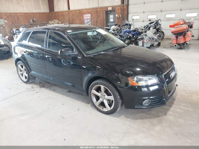 2012 AUDI A3 WAUKJAFM2CA075980 Photo 0