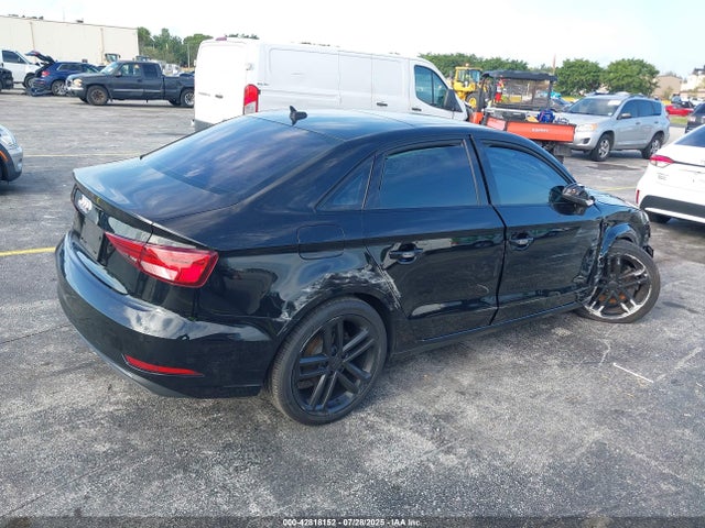 2020 AUDI A3 WAUCUGFF7LA055255 Photo 3