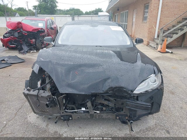 Tesla MODEL S 2014 5YJSA1S12EFP37727 Image 13