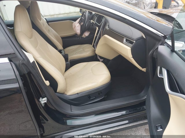 2014 TESLA MODEL S 5YJSA1S12EFP37727 Photo 4