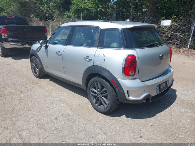 2013 MINI COUNTRYMAN WMWZC5C53DWP32884 Photo 2