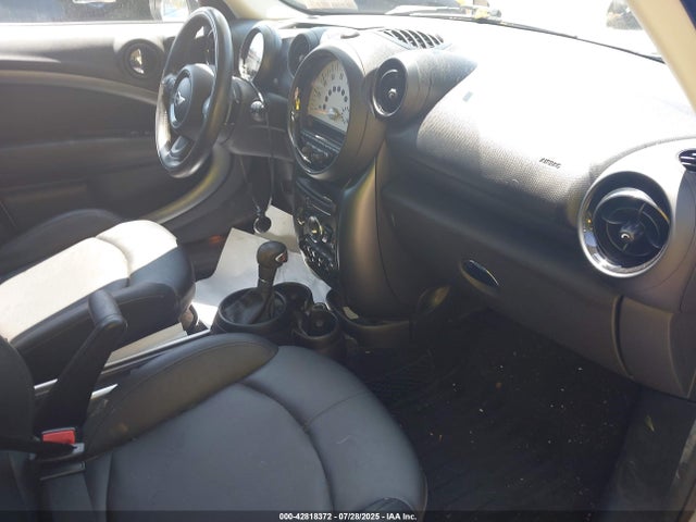 2013 MINI COUNTRYMAN WMWZC5C53DWP32884 Photo 4