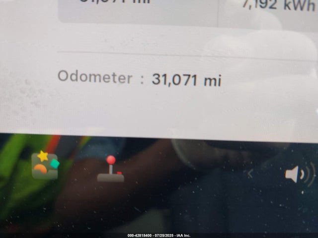 5YJ3E1EA9KF411245 Tesla 2019