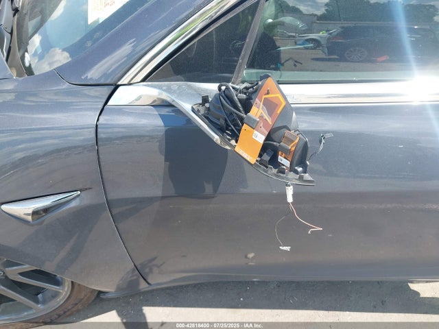5YJ3E1EA9KF411245 Tesla 2019