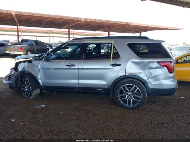 1FM5K8GT1HGA70264 Ford EXPLORER SPORT