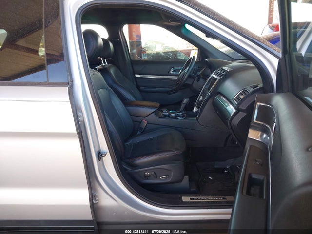 1FM5K8GT1HGA70264 Ford EXPLORER SPORT