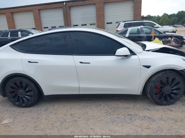 Tesla 2022 2022 7SAYGDEF8NF515438 Image 13