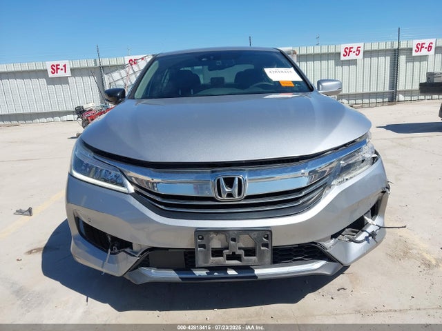 1HGCR3F92HA035138 Honda Accord Touring V6