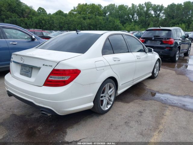2013 MERCEDES-BENZ C 300 WDDGF8AB9DR278169 Photo 3