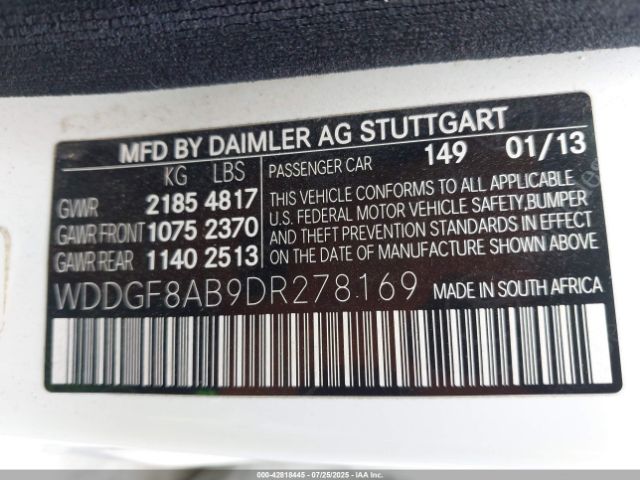 2013 MERCEDES-BENZ C 300 WDDGF8AB9DR278169 Photo 8