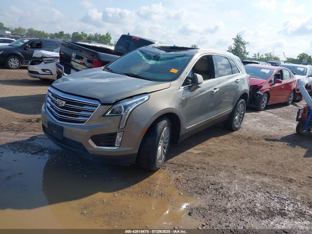 2019 CADILLAC XT5 1GYKNDRS7KZ138181 Photo 1