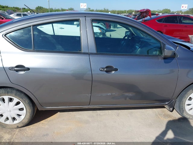 Nissan Versa 2019 3N1CN7AP4KL831268 Image 13